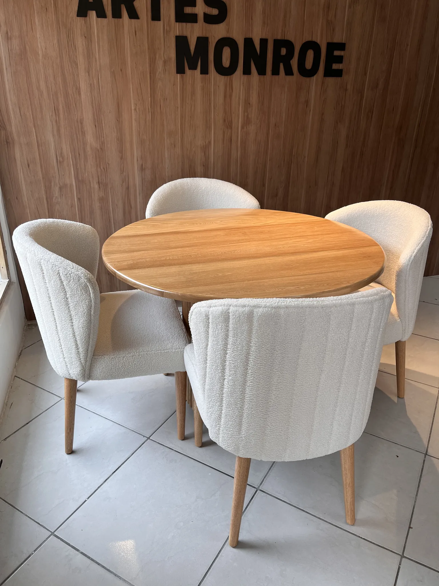 Comedor Euforia, Comedores