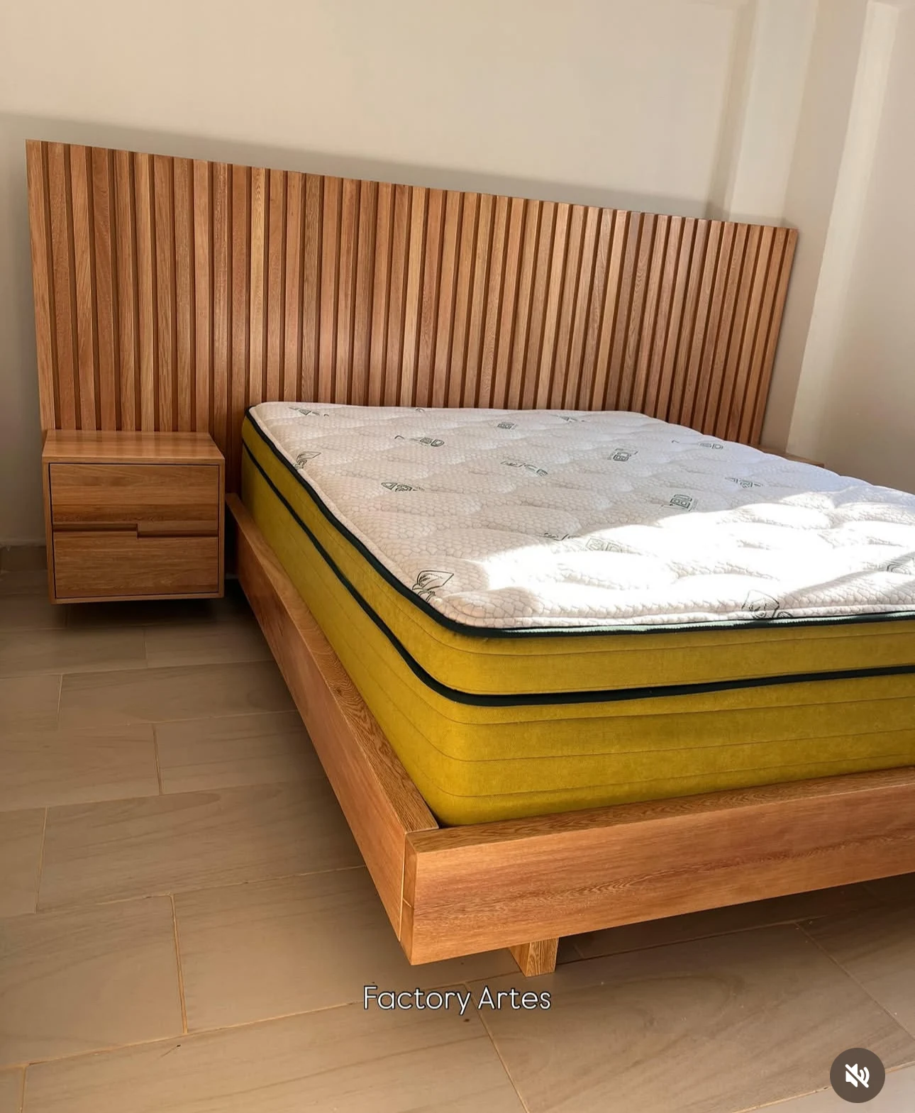 Cama Dallas, Camas